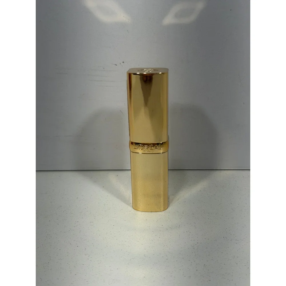 L'Oreal Colour Riche The Reds Lipstick 187 Successful Red Gold Tube